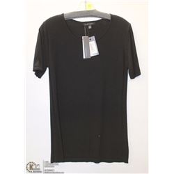 BLACK SHORT SLEEVE SWEATER SIZE MED