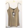 Image 1 : TAUPE TANK TOP SIZE LARGE