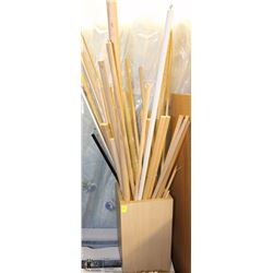 LOT OF YARD STICKS AND WOOD DOWELING