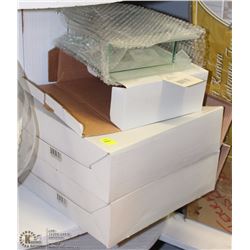 LOT OF 3 DECORATIVE GLASS VASES