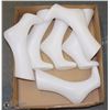 Image 1 : FLAT OF 6 WHITE PLASTIC FOOT DISPLAYS
