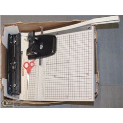 BOX WITH 2 HOLE PUNCHES AND CUTTING BOARD