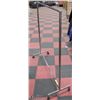 Image 1 : COLLAPSIBLE METAL ROLLING CLOTHING RACK