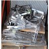 Image 1 : PALLET FULL OF METAL CLOTHING RACKS FOR WALL