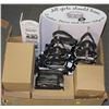 Image 1 : BOX OF PURSE WIPES WITH DISPLAY RACK, INCLUDES