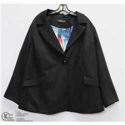 WOMENS BLACK BLAZER SIZE 22
