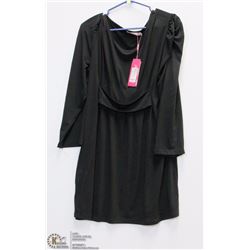 WOMENS BLACK DRESS SIZE 4XL