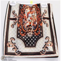 WOMENS SKIRT SIZE UNKNOWN