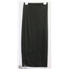 Image 1 : WOMENS SKIRT SIZE LARGE