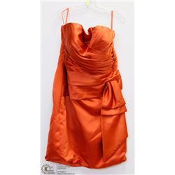 ORANGE DRESS SIZE UNKNOWN