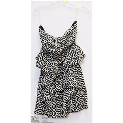 BLACK AND WHITE DRESS SIZE MEDIUM