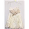 Image 1 : WHITE DRESS SIZE LARGE