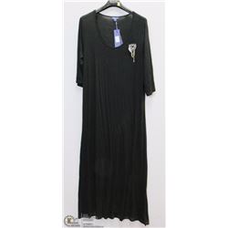BLACK DRESS SIZE XL