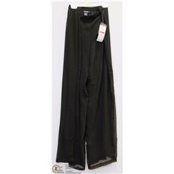 BLACK PANTS SIZE LARGE