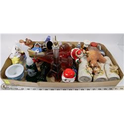 ESTATE FLA T OF ORNAMENTS AND SALT & PEPPER SHAKER