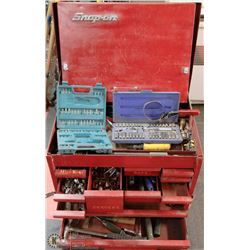 SNAP ON 12 DRAWERS RED CABINET BOX WITH TOOLS