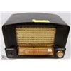 Image 1 : 1940" BAKELITE RADIO, NEEDS NEW CORD