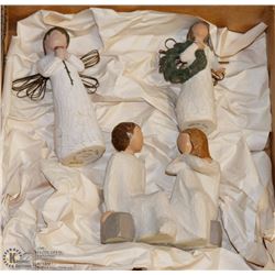 FLAT W/3 COLLECTIBLE WILLOW TREE