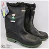 Image 1 : NEW BAFFIN RUBBER STEEL TOE BOOTS SIZE 12