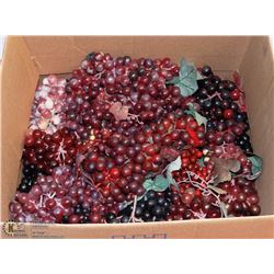BOX OF GRAPES