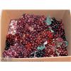 Image 1 : BOX OF GRAPES