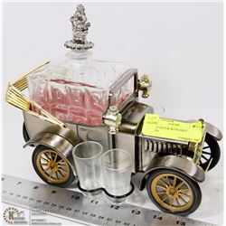 CAR DECANTER WITH SHOT GLASSES