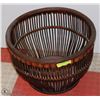 Image 1 : WICKER BASKET 18"X13"