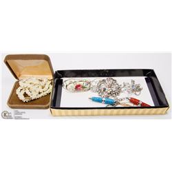 FLAT OF ASSORTED FASHION JEWELRY