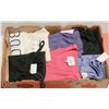 Image 1 : FLAT OF LADIES CLOTHING SIZE 3X, INCLUDES 1 PAIR