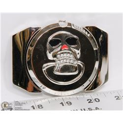 BELT BUCKLE WITH BUILT IN LIGHTER