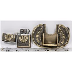 BELT BUCKLE WITH BUILT IN LIGHTER