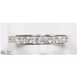 10K WHITE GOLD CUBIC ZIRCONIA WEDDING BAND