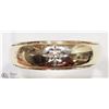 Image 1 : 10K YELLOW-WHITE GOLD DIAMOND SOLITAIRE MENS RING