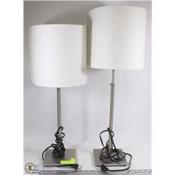 SET OF TWO MATCHING LAMPS