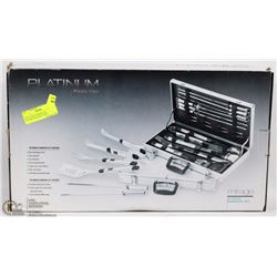 NEW 19 PIECE BBQ SET IN ALUMINUM FRAME CARRY