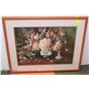 Image 1 : PROFESSIONALLY FRAMED FLORAL PRINT