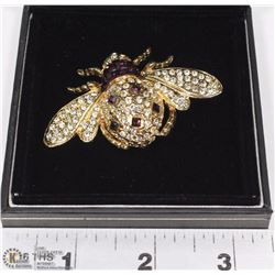 VINTAGE ESTATE BEE BROOCH
