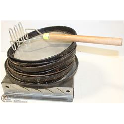 COMMERCIAL POTATO MASHER + PIZZA PANS