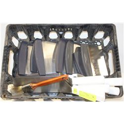 TUB OF GRILL TOP SPATULAS, BREAD DOUGH