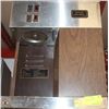 Image 1 : BUNN COFFEE BREWER 120 WITH DOUBLE WARMING
