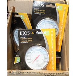 BOX OF OVEN THERMOMETERS