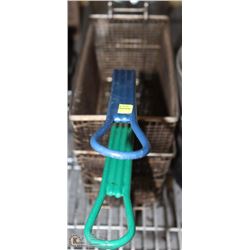 LOT OF 2 DEEPFRYER BASKETS
