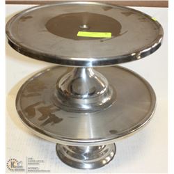 2 CAKE STANDS