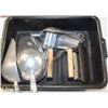 Image 1 : TUB OF FLOUR SCOOPS, GRILL WEIGHTS