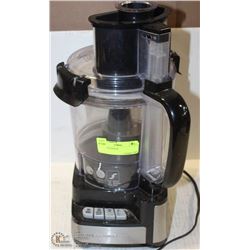 FOOD PROCESSOR