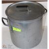 Image 1 : 24QT LARGE POT W/ LID