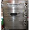 Image 1 : GARLAND TRIPLE DECK OVEN