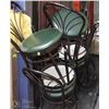 Image 1 : LOT OF 12 GREEN SEAT CHAIRS