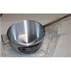 ME#21- SAUCE PAN 7QT TAPERED