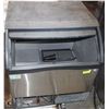 Image 1 : ICE MAKER MACHINE  30 X 33 X 29